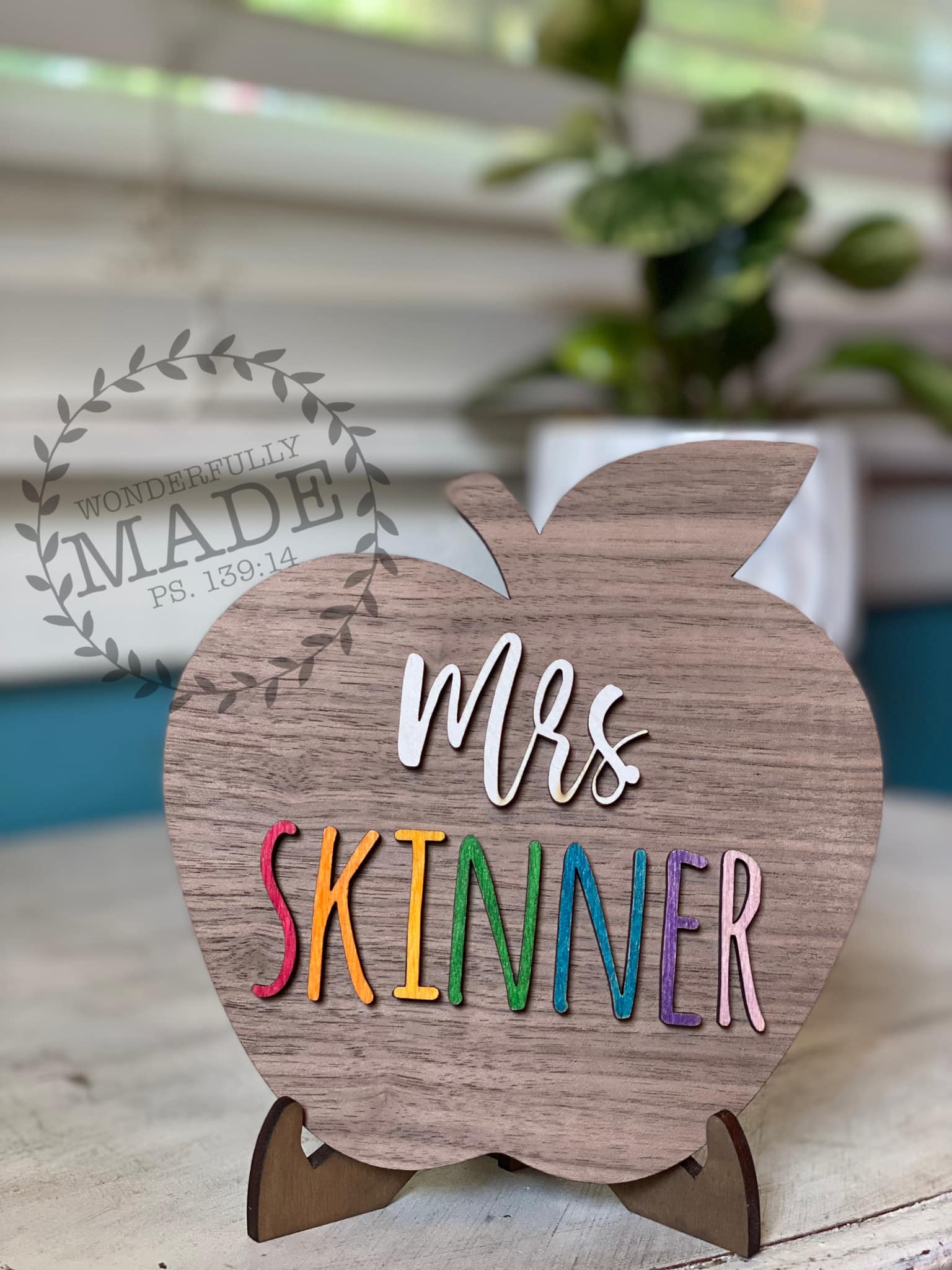 Teacher Desktop Name Sign – Wonderfully Made Gifts